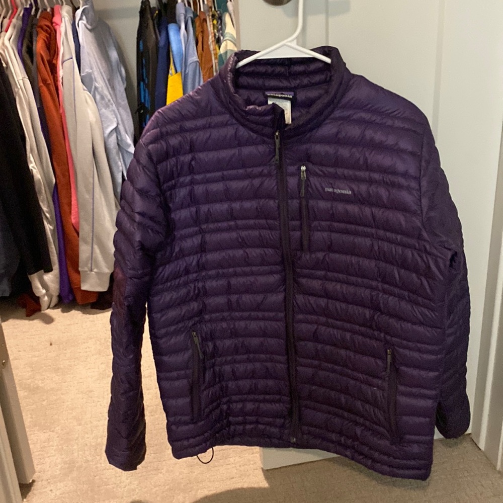 Mens medium down Patagonia jacket purple